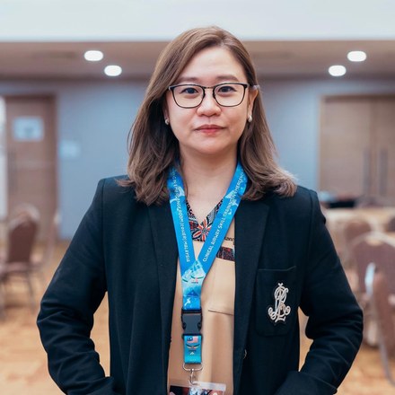 Dr Joanne Hng